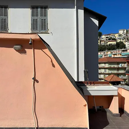 Casa Di Luca - Le Sorelle - A 1 Minuto Dal Centro Semesterbostad
